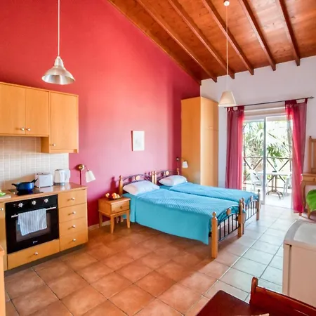 Apartamento Kate's Latchi Beachfront Studio 1 By Ezoria *